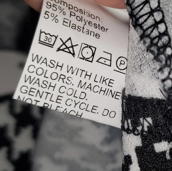 💥SALE💥Luna Tuccini Houndstooth Blouse - Picture 4 of 8